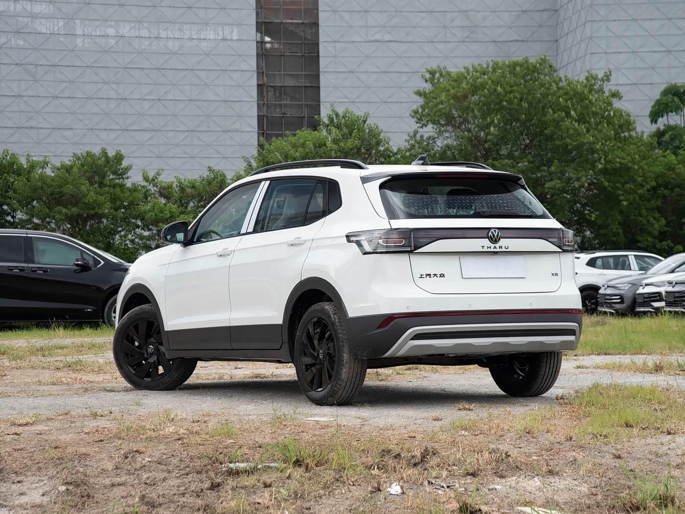 2026款 大众 途岳 新锐300TSI 锐享版 12