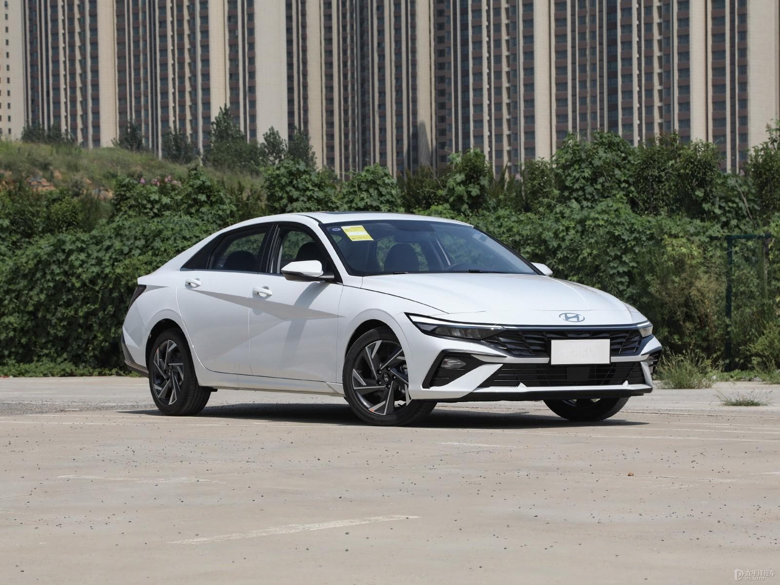 2023款 现代 伊兰特 1.5L CVT GLX 精英版 11