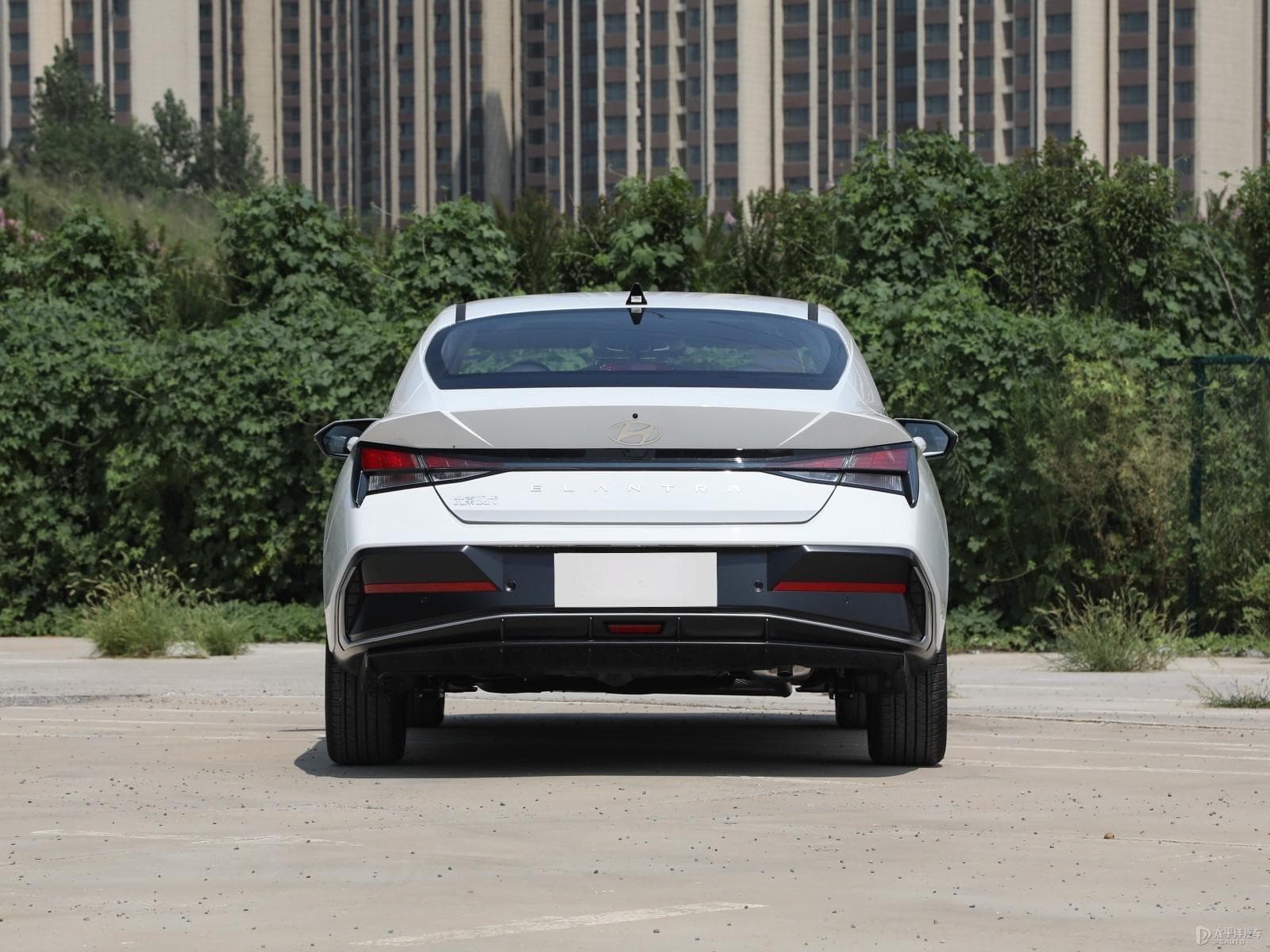 2023款 现代 伊兰特 1.5L CVT GLX 精英版 12