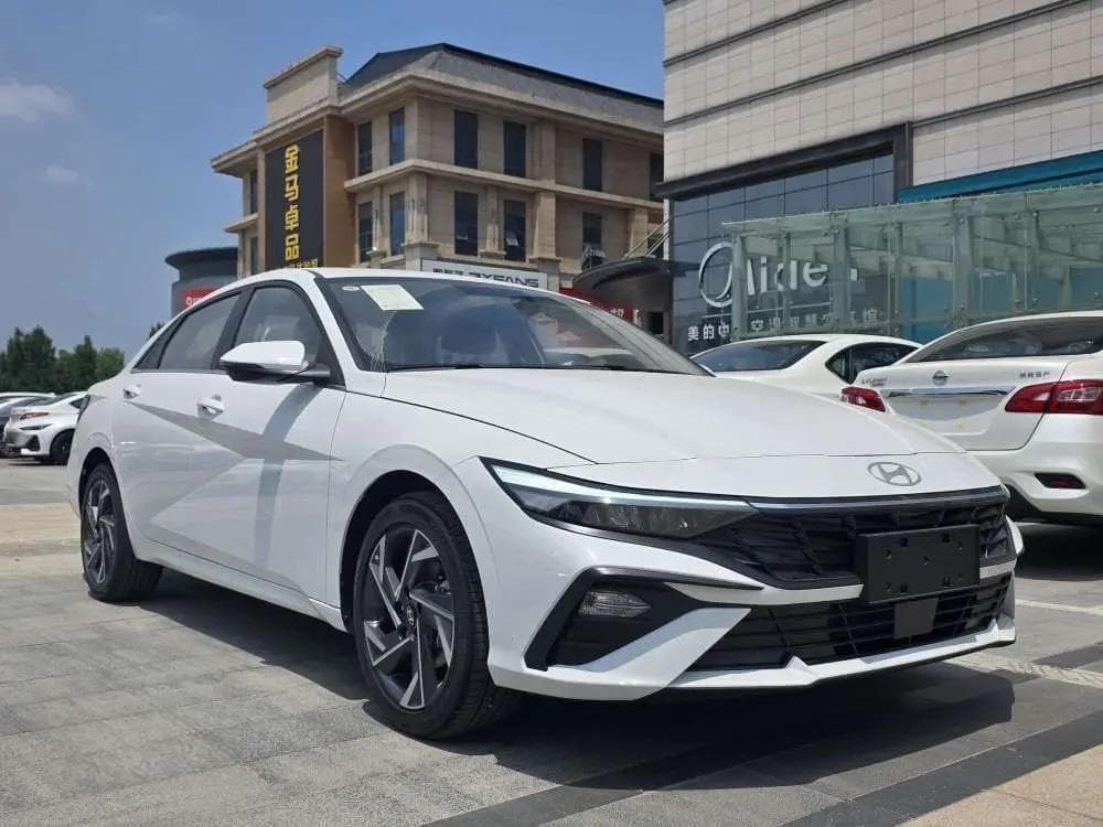 2023款 现代 伊兰特 1.5L CVT GLX 精英版 6