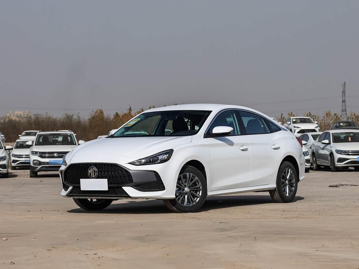 2023款 名爵 MG5 改款 180D VVT 手动风尚版 11