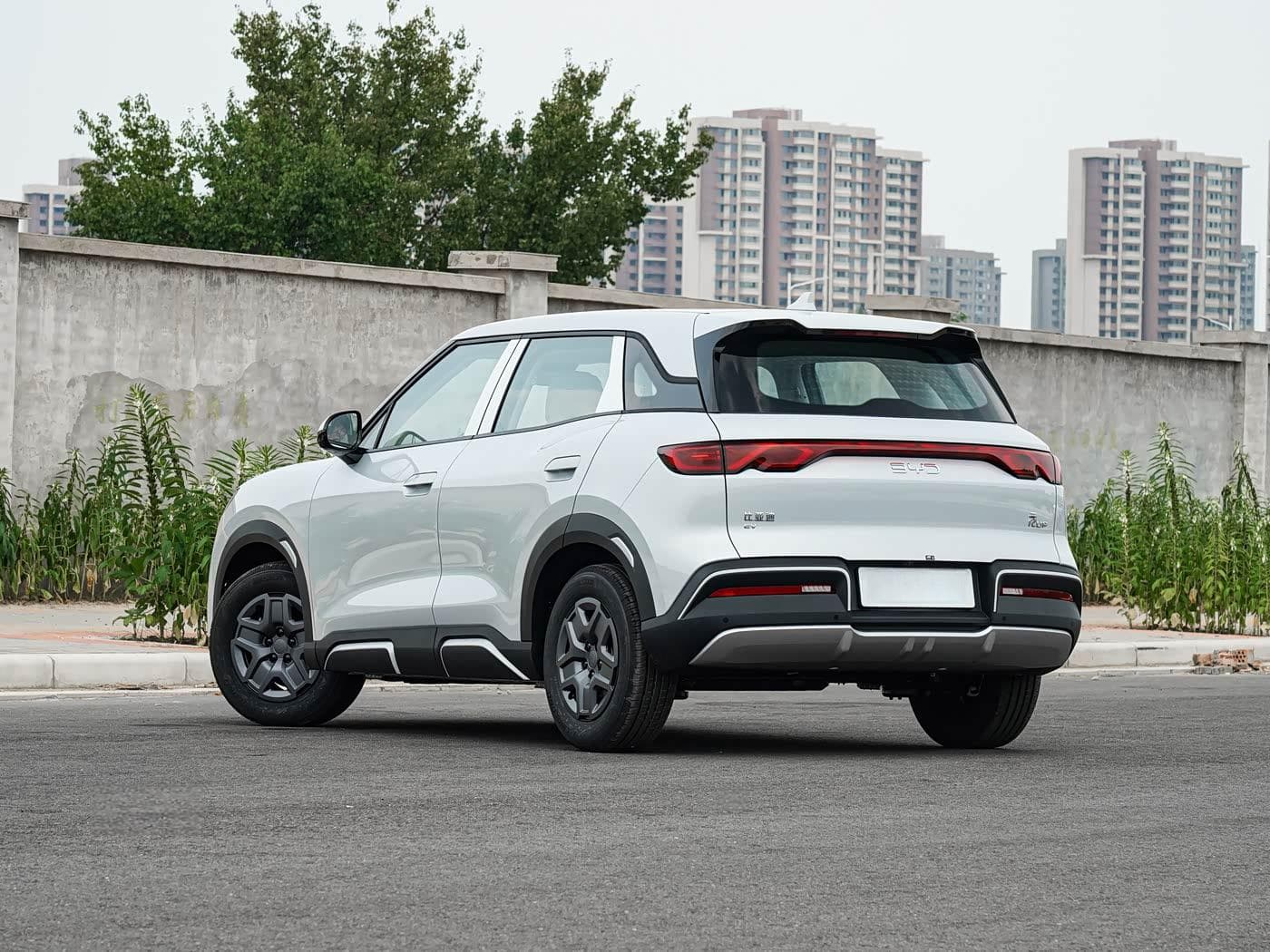 2025款 比亚迪 元UP 301KM 领航型 11