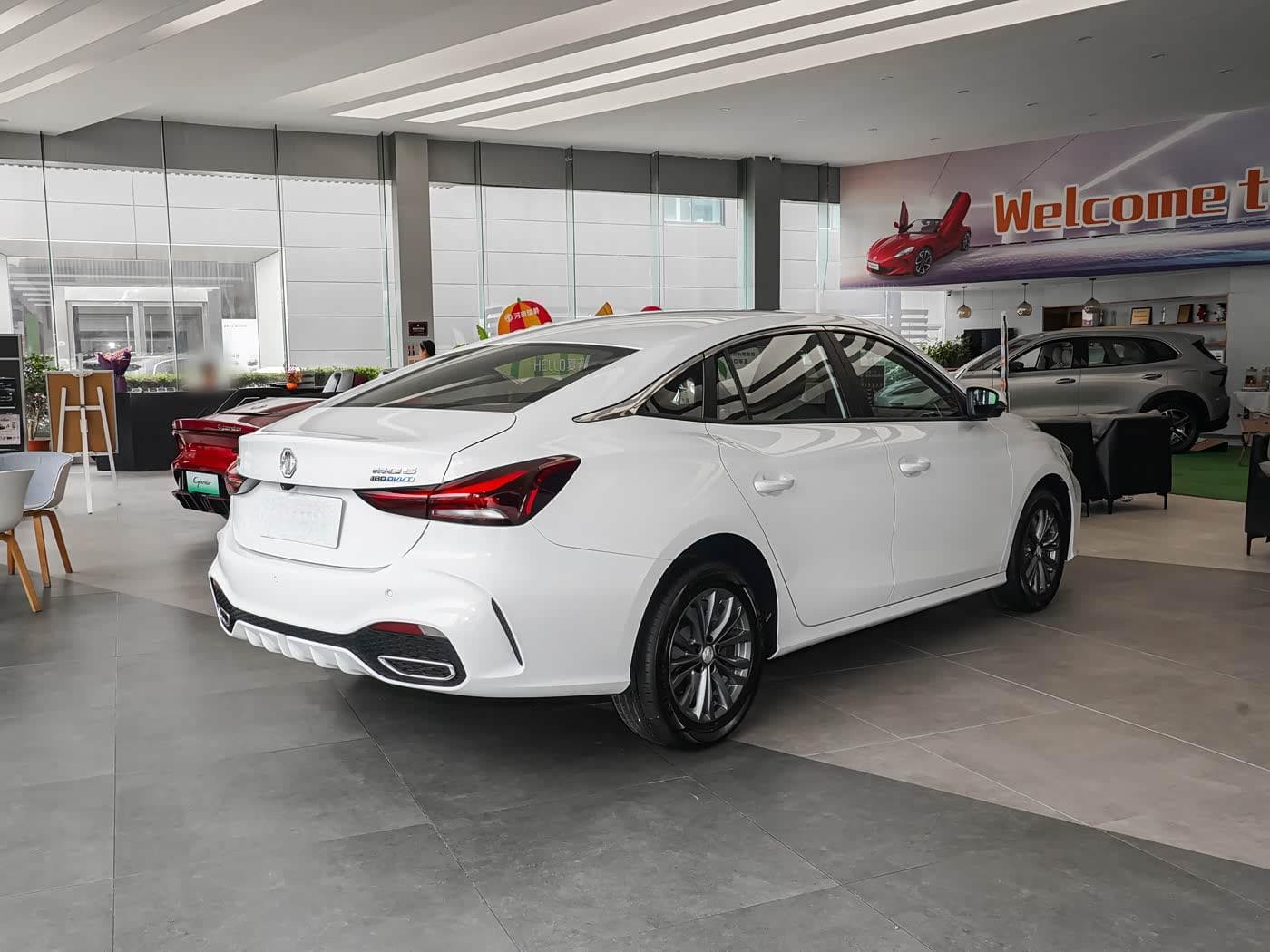 2026款 名爵 MG5 180D VVT 全球豪华版 5