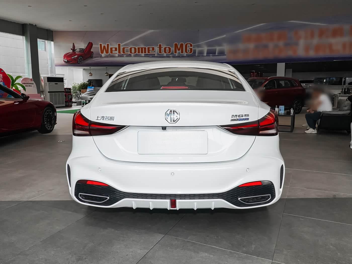 2026款 名爵 MG5 180D VVT 全球豪华版 6